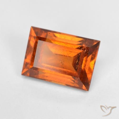 Grenat Hessonite Orange foncé naturelle Baquette, 1.56 ct, VS-SI