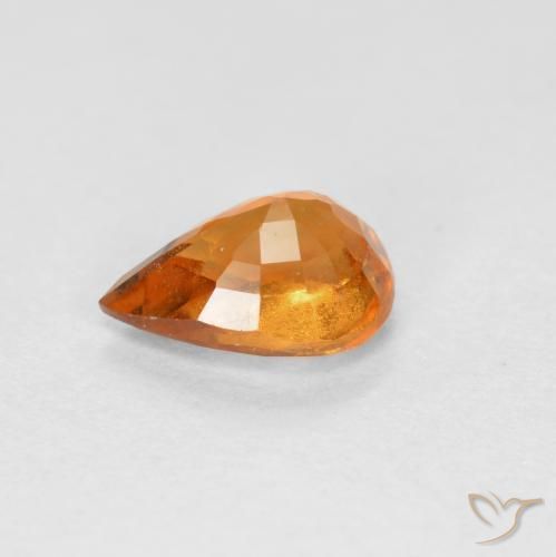 Grenat Hessonite Orange moyen-foncé naturelle En forme de poire, 0.69 ct, VS-SI
