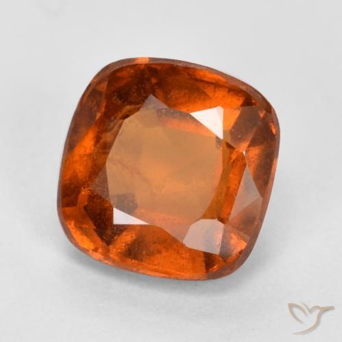 Grenat Hessonite Orange foncé naturelle Coussin, 2.05 ct, SI