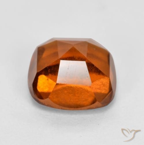 Grenat Hessonite Orange foncé naturelle Coussin, 2.10 ct, VS-SI