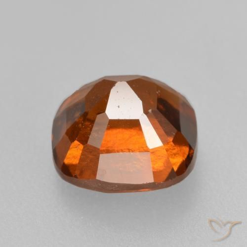 Grenat Hessonite Orange foncé naturelle Coussin, 2.16 ct, VS-SI