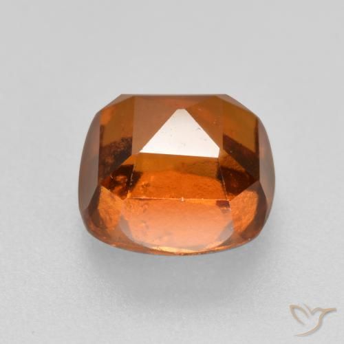 Grenat Hessonite Orange foncé naturelle Coussin, 2.26 ct, VS-SI