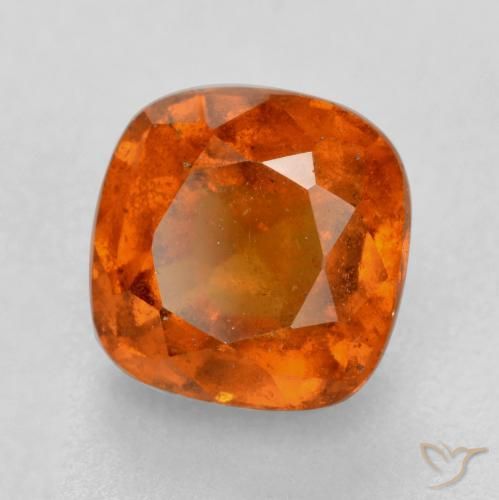 Grenat Hessonite Orange moyen naturelle Coussin, 2.22 ct, SI