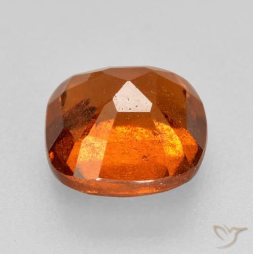 Grenat Hessonite Orange moyen naturelle Coussin, 2.22 ct, SI