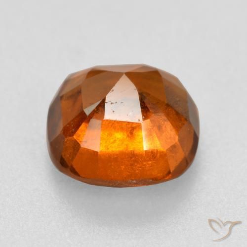 Grenat Hessonite Orange feu naturelle Coussin, 1.95 ct, VS-SI