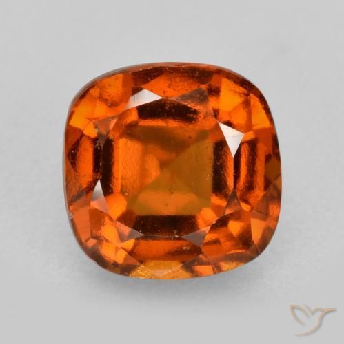 Grenat Hessonite Orange foncé naturelle Coussin, 2.17 ct, VS