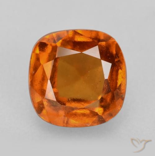 Grenat Hessonite Orange foncé naturelle Coussin, 2.26 ct, VS