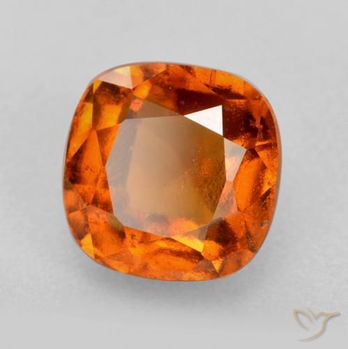 Grenat Hessonite Orange foncé naturelle Coussin, 2.26 ct, VS