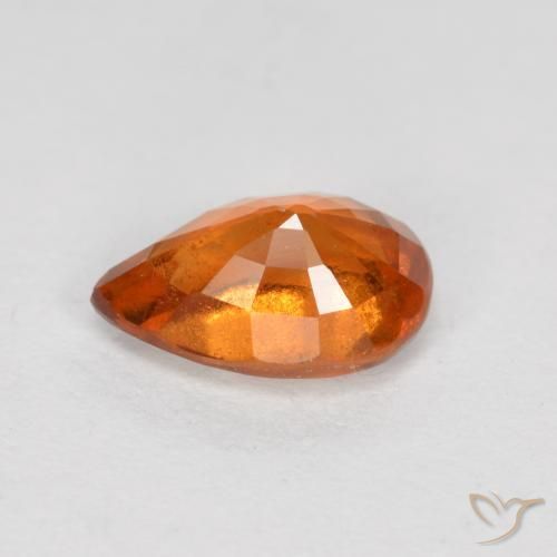 Grenat Hessonite Orange moyen naturelle En forme de poire, 0.82 ct, SI