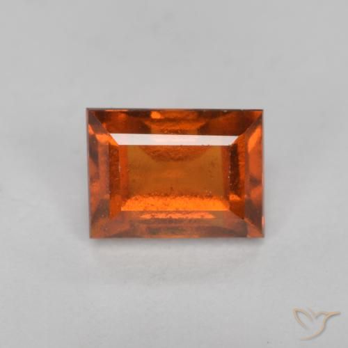 Grenat Hessonite Orange rougeâtre naturelle Baquette, 0.93 ct, VS