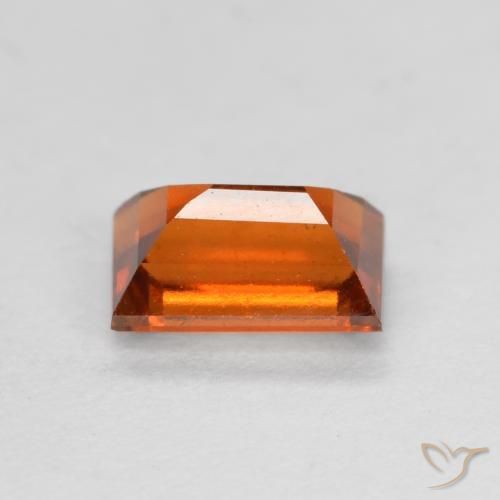 Grenat Hessonite Orange foncé naturelle Baquette, 0.87 ct, VS