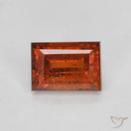 Grenat Hessonite Orange foncé naturelle Baquette, 1.02 ct, VS