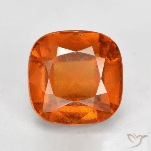 Grenat Hessonite Orange feu naturelle Coussin, 2.03 ct, VS-SI