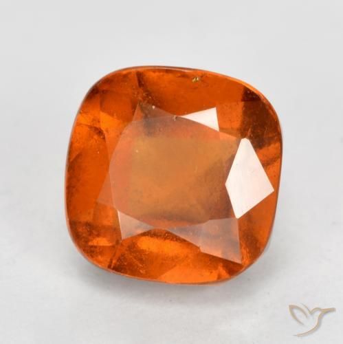 Grenat Hessonite Orange feu naturelle Coussin, 2.03 ct, VS-SI
