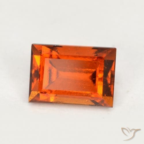 Grenat Hessonite Orange foncé naturelle Baquette, 1.10 ct, VS