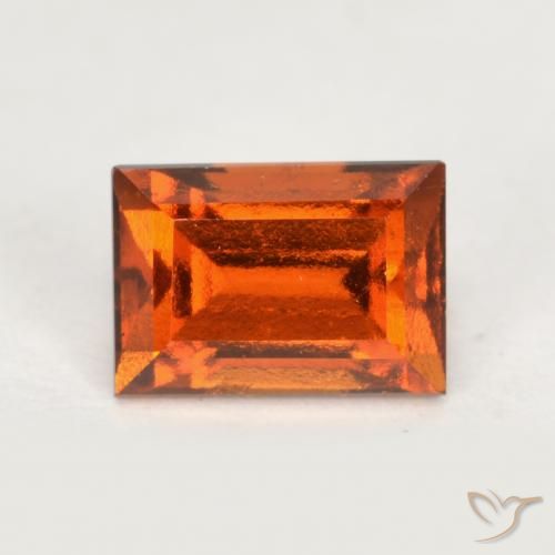 Grenat Hessonite Orange foncé naturelle Baquette, 1.10 ct, VS