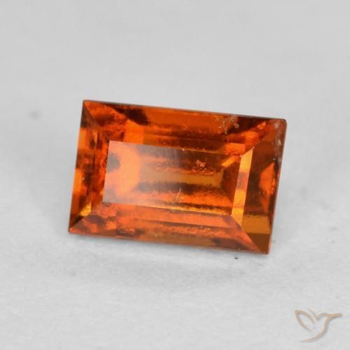 Grenat Hessonite Orange rougeâtre naturelle Baquette, 1.02 ct, VS