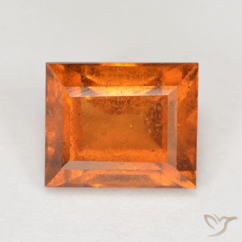 Grenat Hessonite Orange moyen naturelle Baquette, 2.15 ct, VS-SI