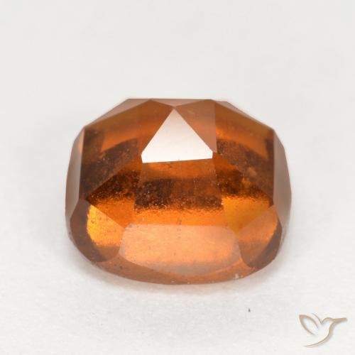 Grenat Hessonite Orange foncé naturelle Coussin, 2.36 ct, VS-SI