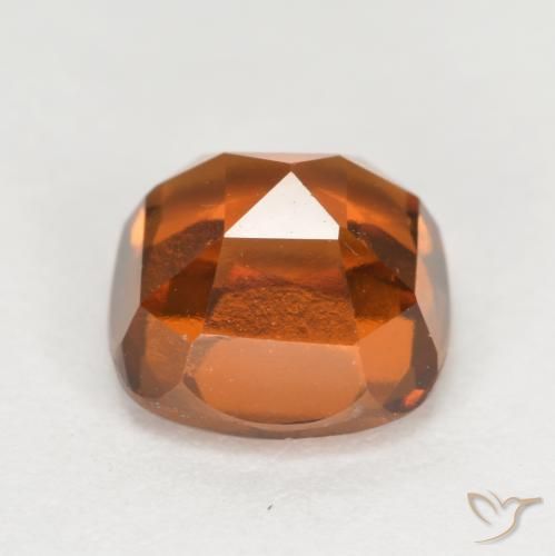 Grenat Hessonite Orange moyen-foncé naturelle Coussin, 2.46 ct, VVS-VS