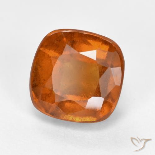 Grenat Hessonite Orange foncé naturelle Coussin, 2.66 ct, VS-SI