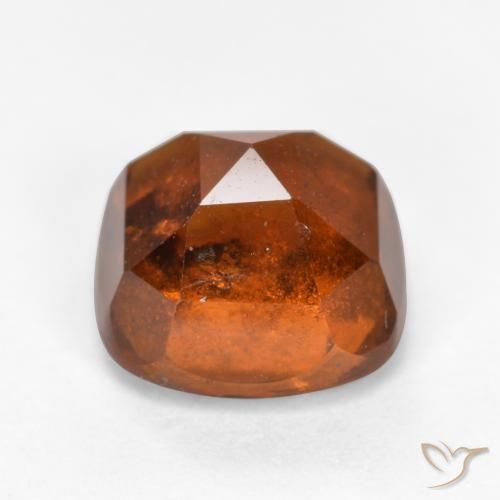 Grenat Hessonite Orange rougeâtre naturelle Coussin, 2.40 ct, SI