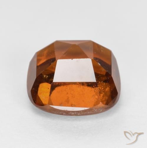 Grenat Hessonite Orange foncé naturelle Coussin, 2.30 ct, VS-SI