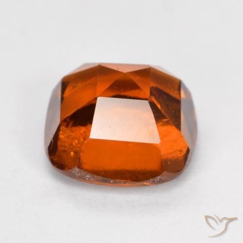 Grenat Hessonite Orange moyen naturelle Coussin, 2.24 ct, VS-SI