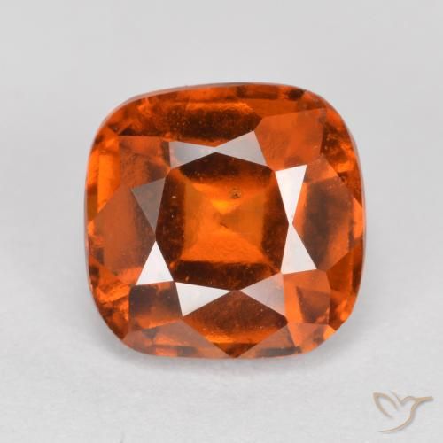 Grenat Hessonite Orange feu naturelle Coussin, 2.10 ct, VS