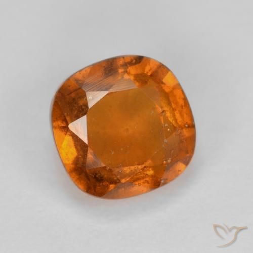 Grenat Hessonite Orange foncé naturelle Coussin, 1.46 ct, VS-SI
