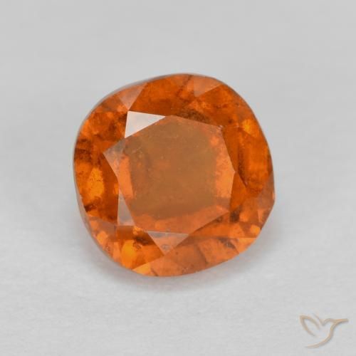 Grenat Hessonite Orange moyen naturelle Coussin, 1.53 ct, VS-SI