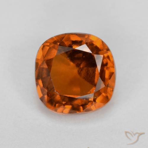 Grenat Hessonite Orange foncé naturelle Coussin, 1.46 ct, VS-SI