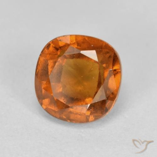 Grenat Hessonite Orange foncé naturelle Coussin, 1.29 ct, VS-SI