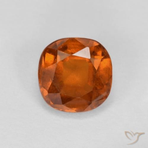 Grenat Hessonite Orange foncé naturelle Coussin, 1.39 ct, VS-SI