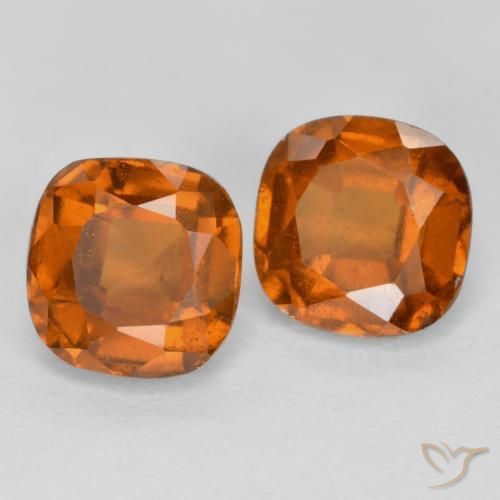 Shop natural 2.46ct Orange moyen-foncé Grenat Hessonite gems, Coussin, from Sri Lanka at GemSelect. In stock, global shipping!