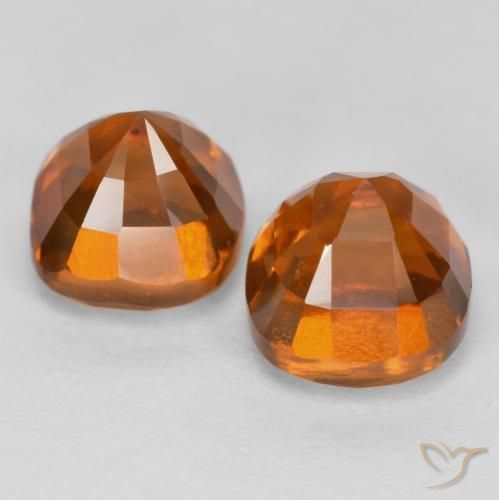 Shop natural 3.34ct Orange foncé Grenat Hessonite gems, Coussin, from Sri Lanka at GemSelect. In stock, global shipping!