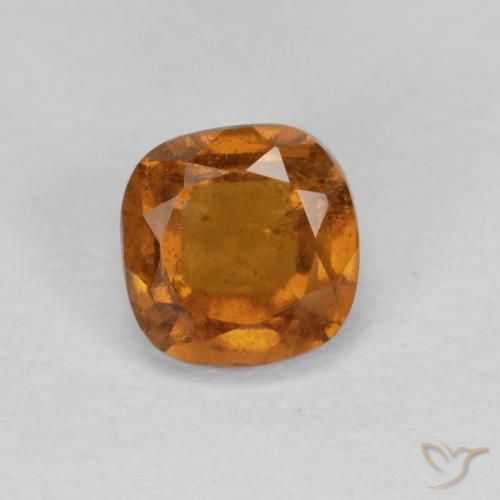 Grenat Hessonite Orange moyen naturelle Coussin, 0.95 ct, SI