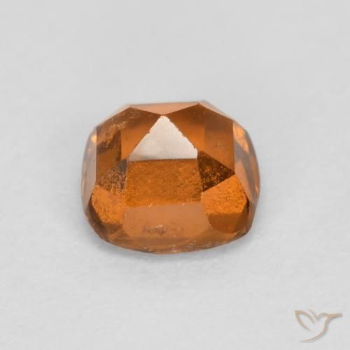 Grenat Hessonite Orange foncé naturelle Coussin, 0.86 ct, SI