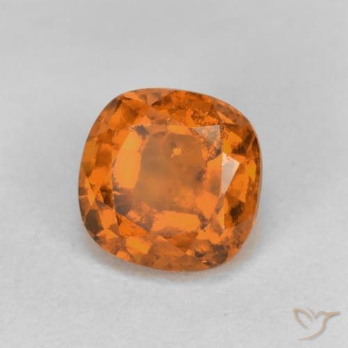 Grenat Hessonite Orange foncé naturelle Coussin, 1.45 ct, VS-SI