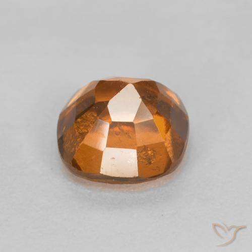 Grenat Hessonite Orange foncé naturelle Coussin, 1.45 ct, VS-SI