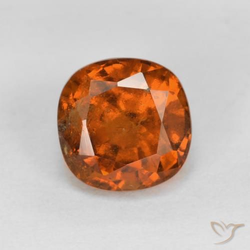 Grenat Hessonite Orange moyen naturelle Coussin, 1.32 ct, VS-SI