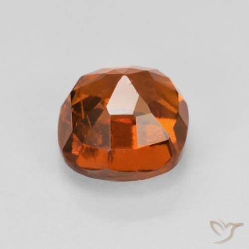 Grenat Hessonite Orange foncé naturelle Coussin, 1.46 ct, VS-SI