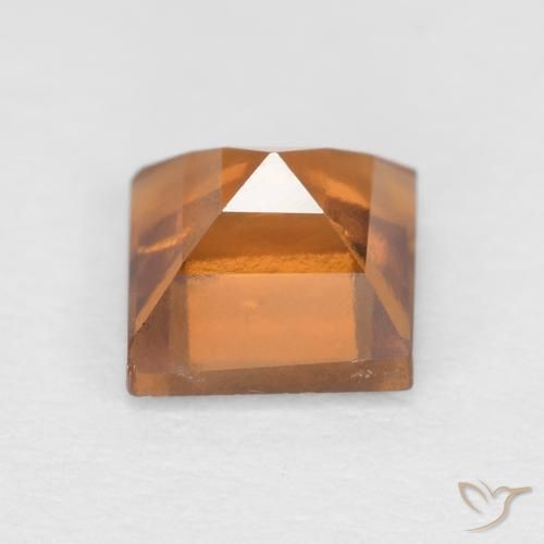 Grenat Hessonite Orange jaunâtre naturelle Carré, 0.94 ct, VS