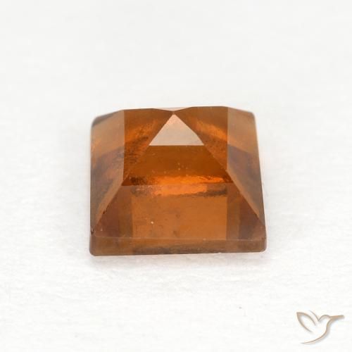 Grenat Hessonite Orange foncé naturelle Carré, 0.90 ct, VS