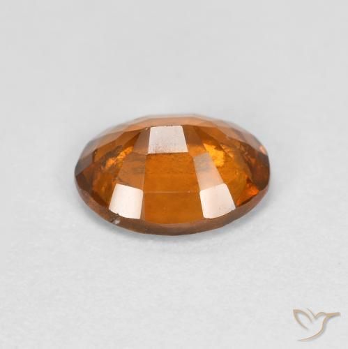Grenat Hessonite Orange moyen naturelle ovale, 1.23 ct, VS