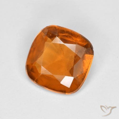 Grenat Hessonite Orange foncé naturelle Coussin, 1.31 ct, VS