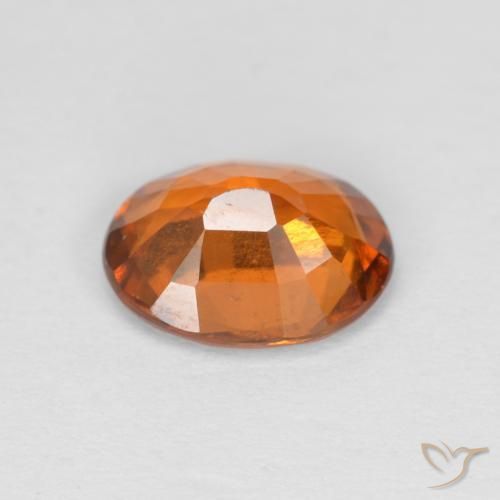 Grenat Hessonite Orange jaunâtre naturelle ovale, 1.51 ct, VVS-VS