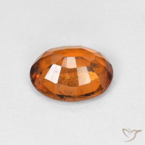 Grenat Hessonite Orange jaunâtre naturelle ovale, 1.38 ct, VS