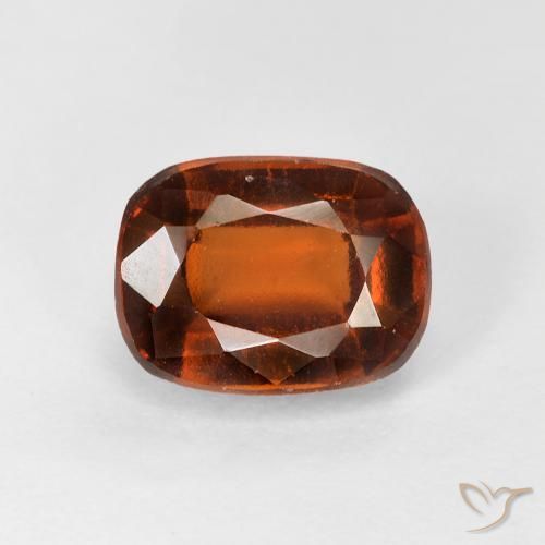 Grenat Hessonite Ambre orange naturelle Coussin, 2.33 ct, VVS-VS