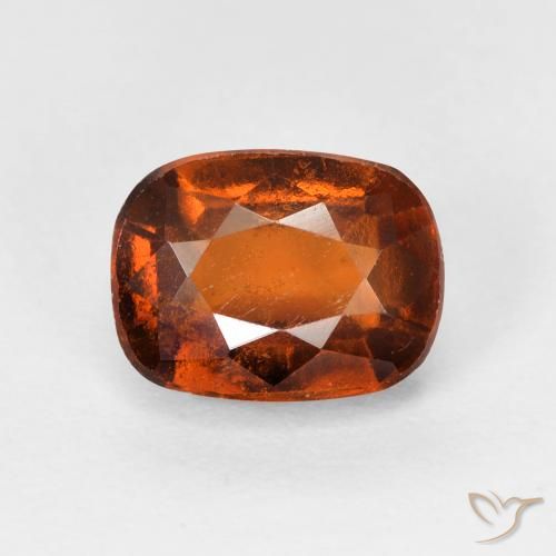 Grenat Hessonite Orange foncé naturelle Coussin, 2.40 ct, VS-SI